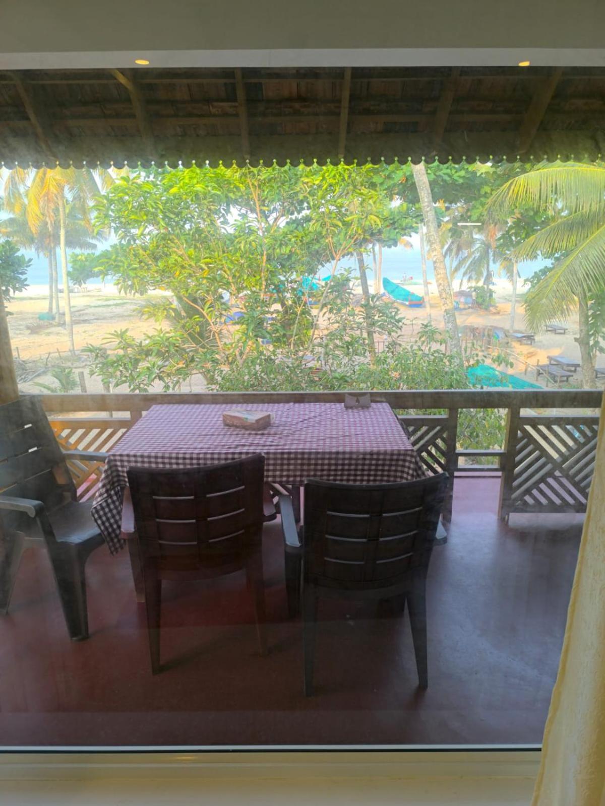Marari Anna Beach Homestay Mararikulam Esterno foto